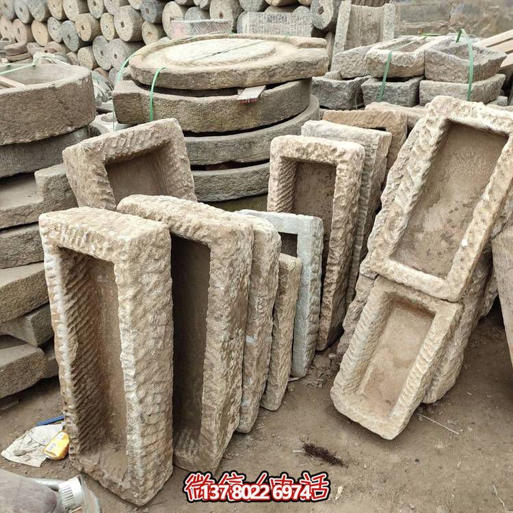 經典石雕老石槽，點綴青石園林景觀