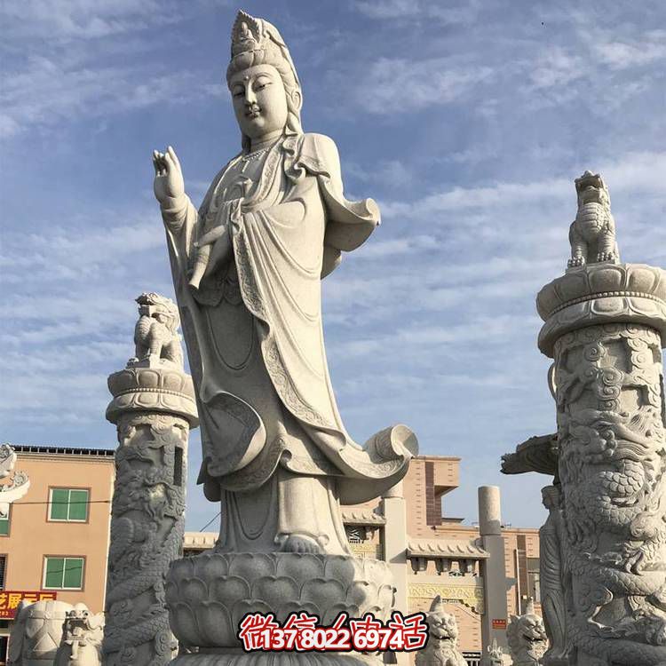 滴水觀音大型雕塑，欣賞美麗的戶外景點(diǎn)