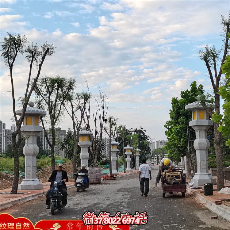 精美絕倫的大型石雕燈籠，專為園林路燈定制
