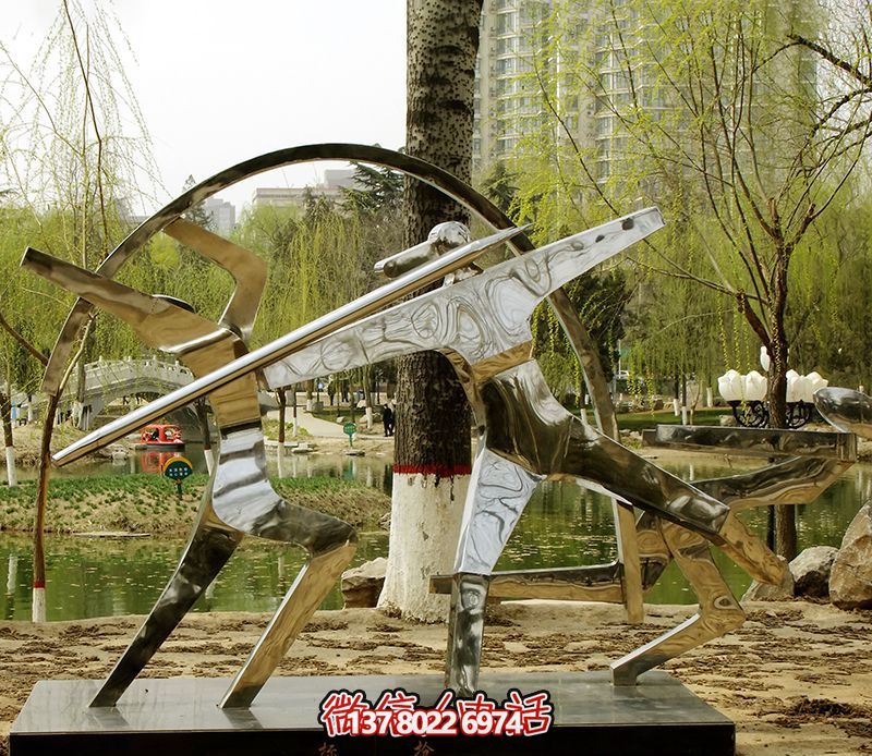 不銹鋼鏡面標槍雕塑——精致、創意、華美 不銹鋼鏡面標槍雕塑——精致、創意、華美