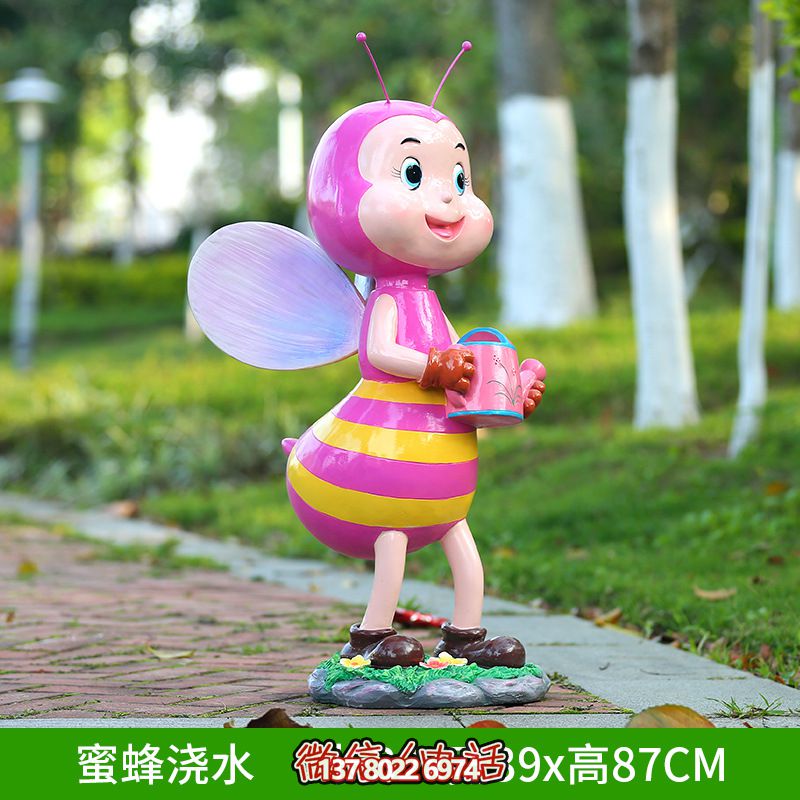 別墅庭院學(xué)校蜜蜂澆水玻璃鋼蜜蜂雕塑